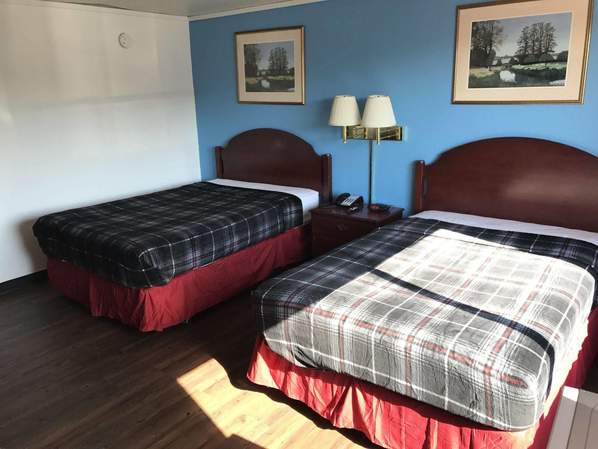 Hotel Wyatt Earp 3*